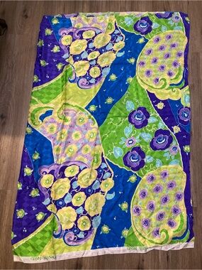 Vintage Gianni Versace Silk Fabric Floral Satin Jacquard Medusa Logo 72”x 56”